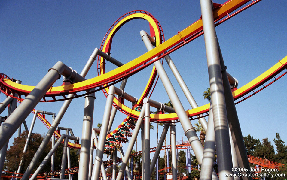 Vertical loop on Silver Bullet