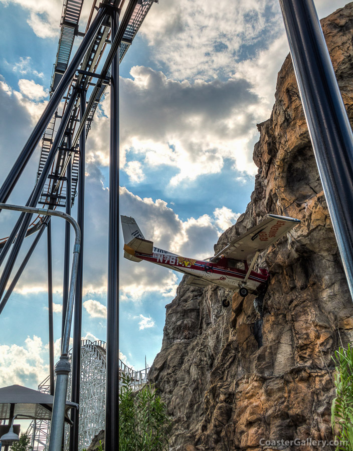 Cessna 152 training aircraft mounted under the Apocalypse stand up roller coaster at Six Flags America in Maryland