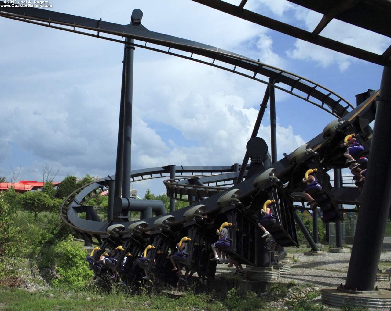 Batman the Ride. An inverted roller coaster coming very close to the ground!