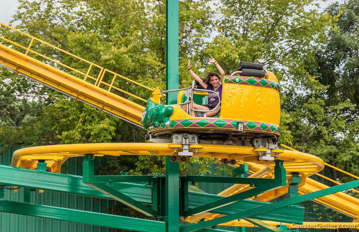 Spinning Roller Coaster - Ragin' Cajun