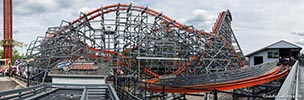 Wicked Cyclone roller coaster