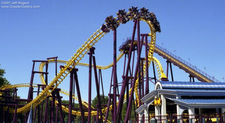 Batwing Six Flags