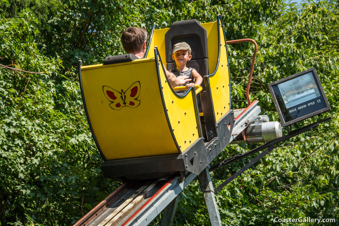 Butterfly roller coaster built by Sunkid Heege GmbH