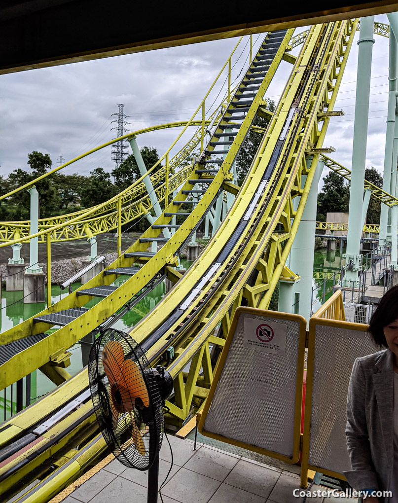 Kawasemi roller coaster at the Tobu Zoo in Japan