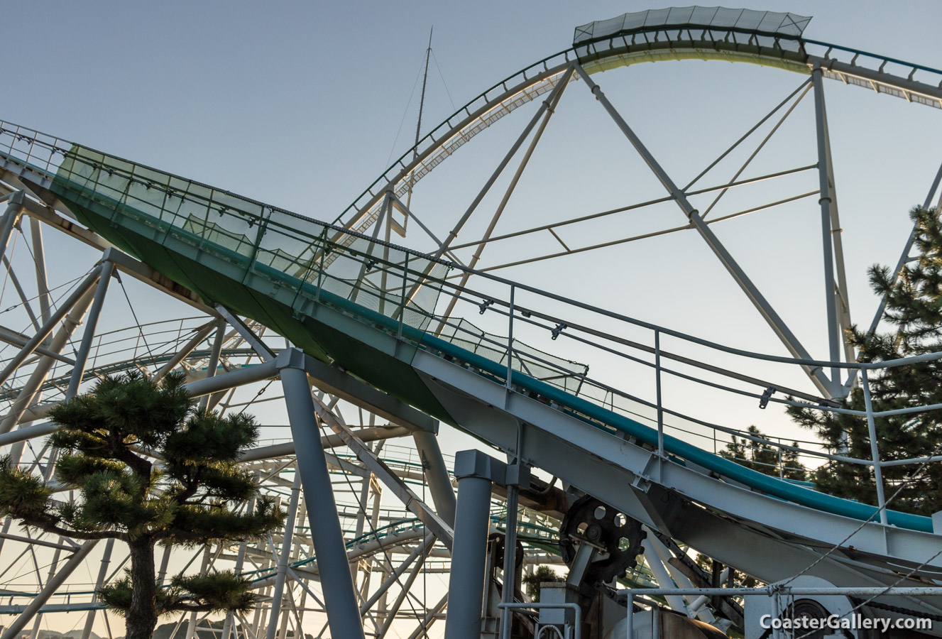 Surf Coaster Leviathan was built by TOGO International