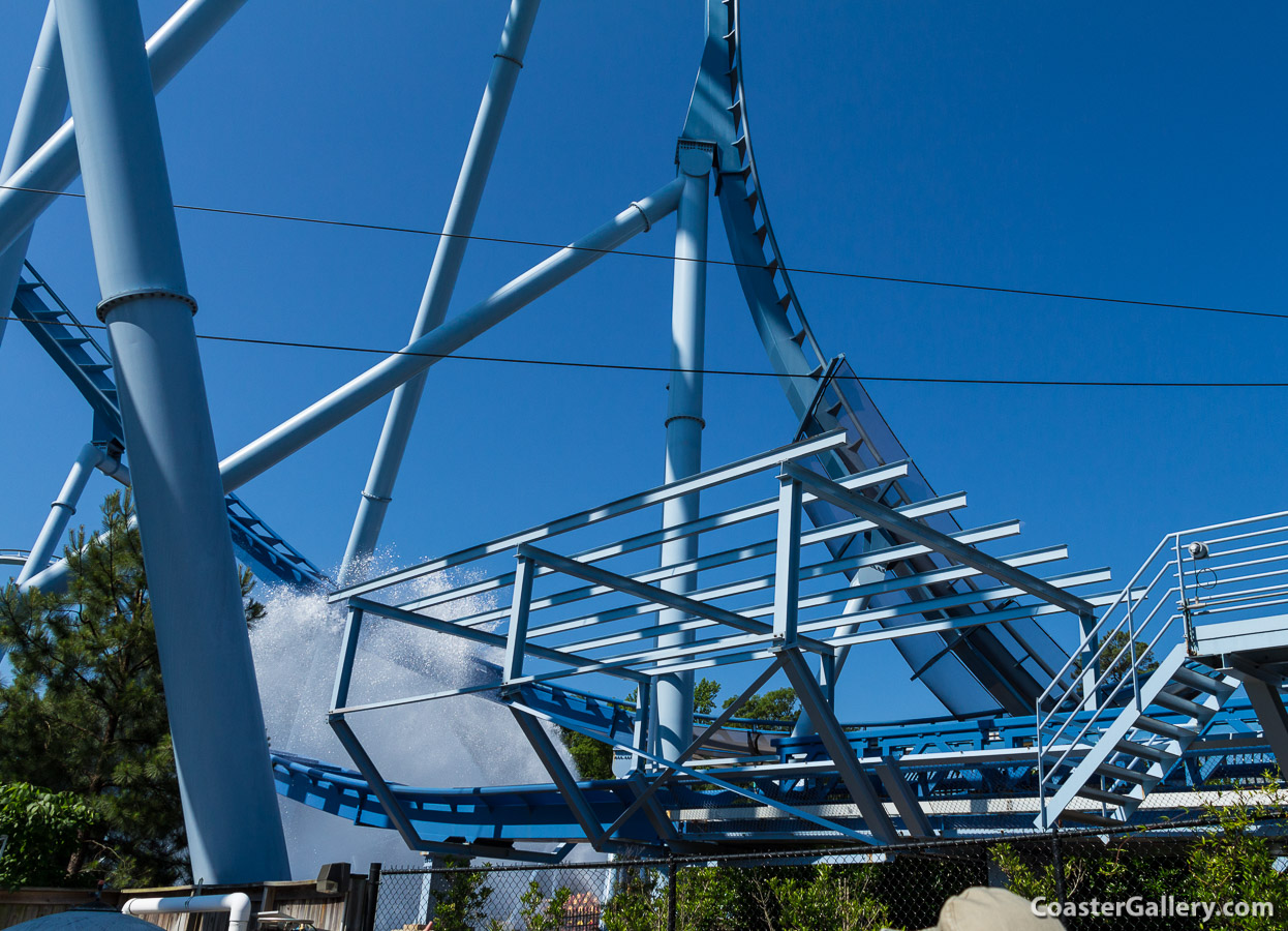 Griffon roller coaster water spray