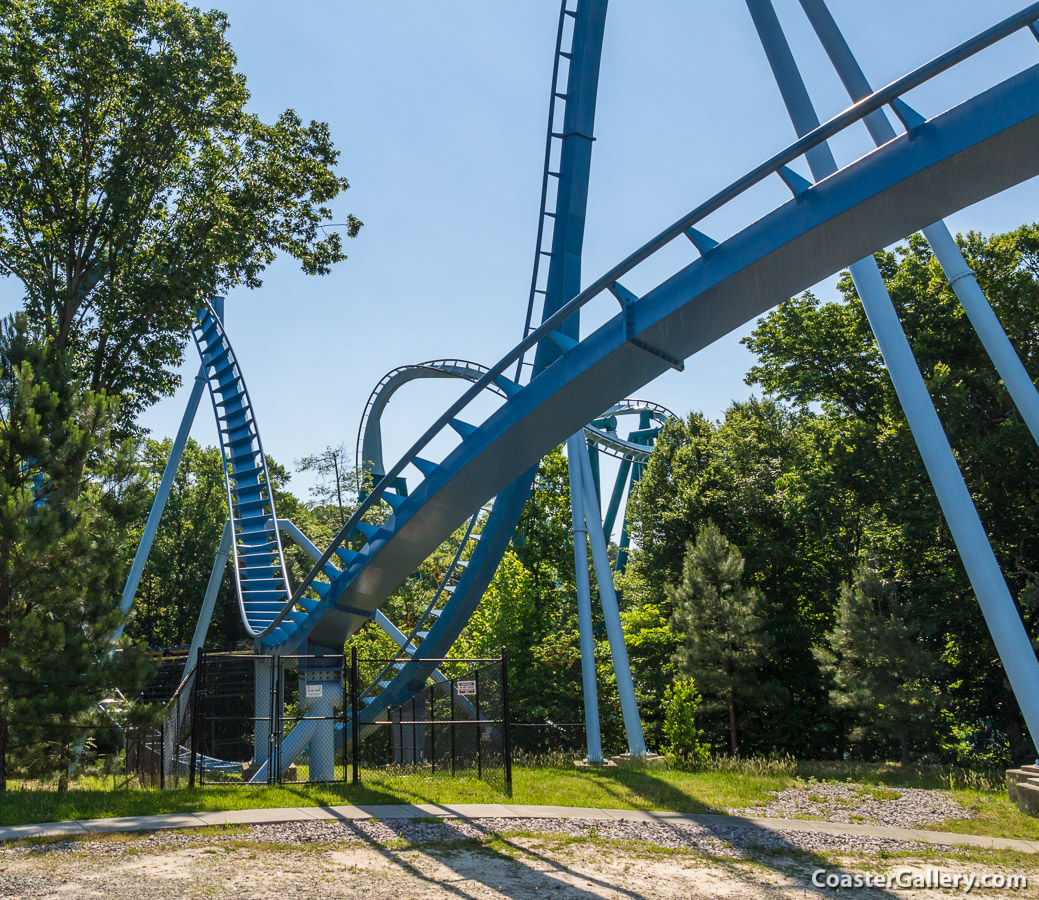 Floorless Dive Coasters