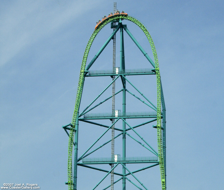 The world's tallest and fastest roller coaster - Kingda Ka