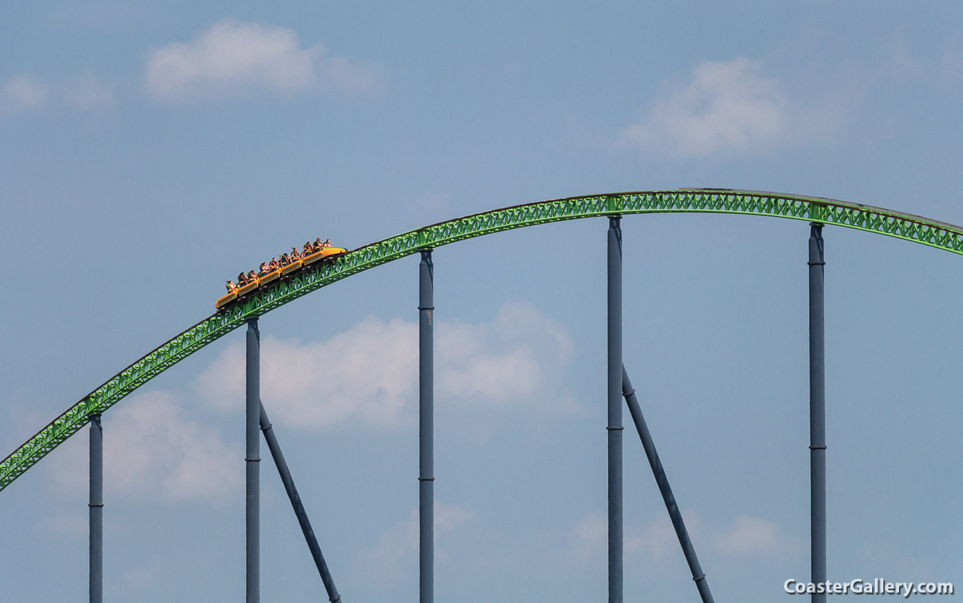 Kingda Ka's loading and unloading station