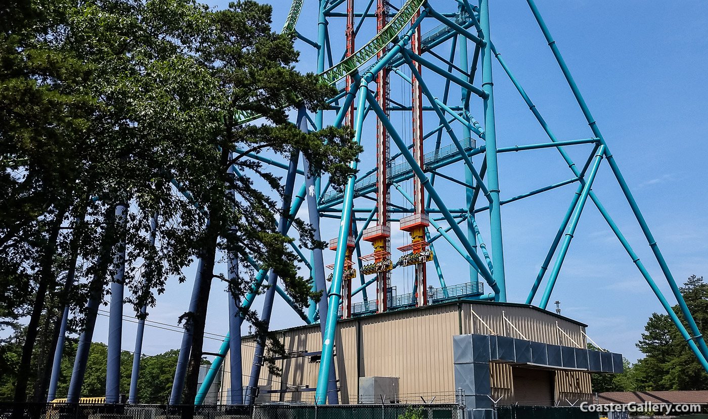 Hydraulic launch mechanism on Kingda Ka