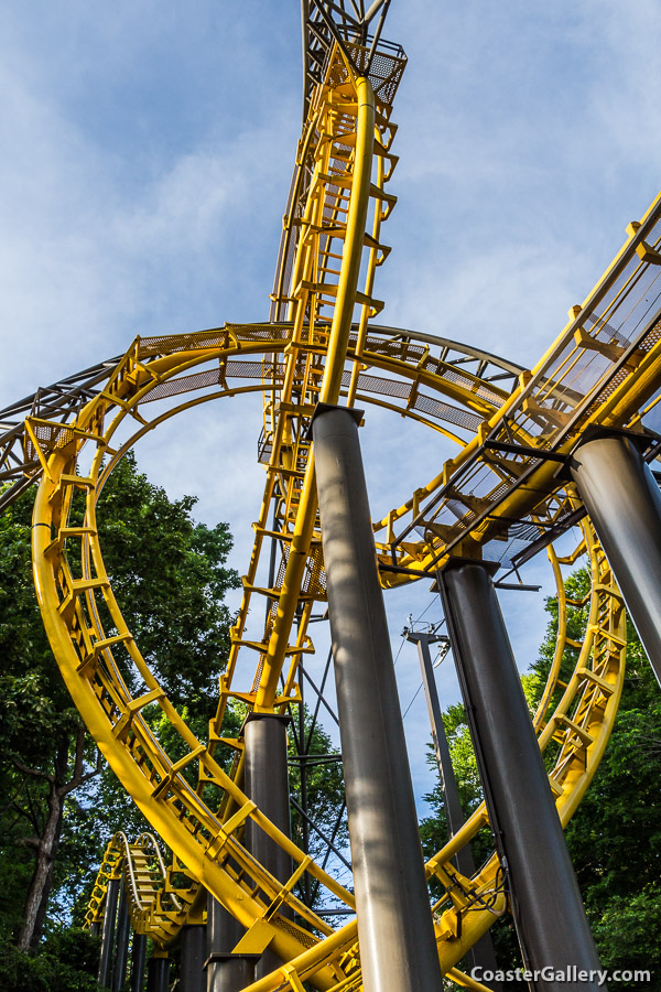 Pictures of a coaster with interlocking loops.