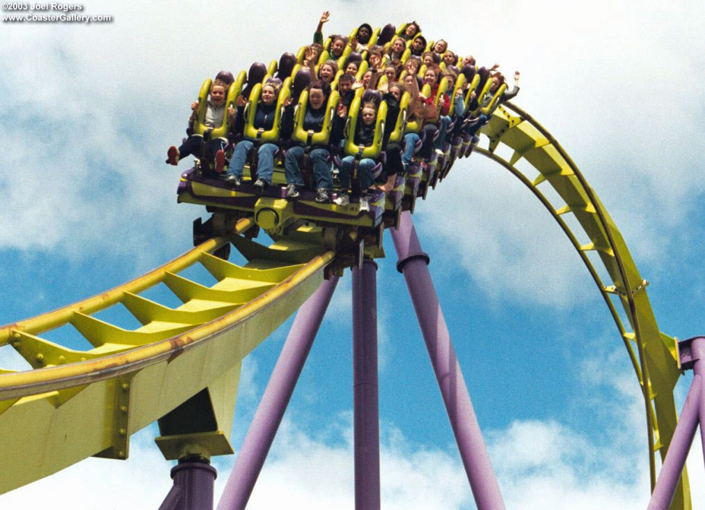 Zero-g roll on Bizarro (Medusa)