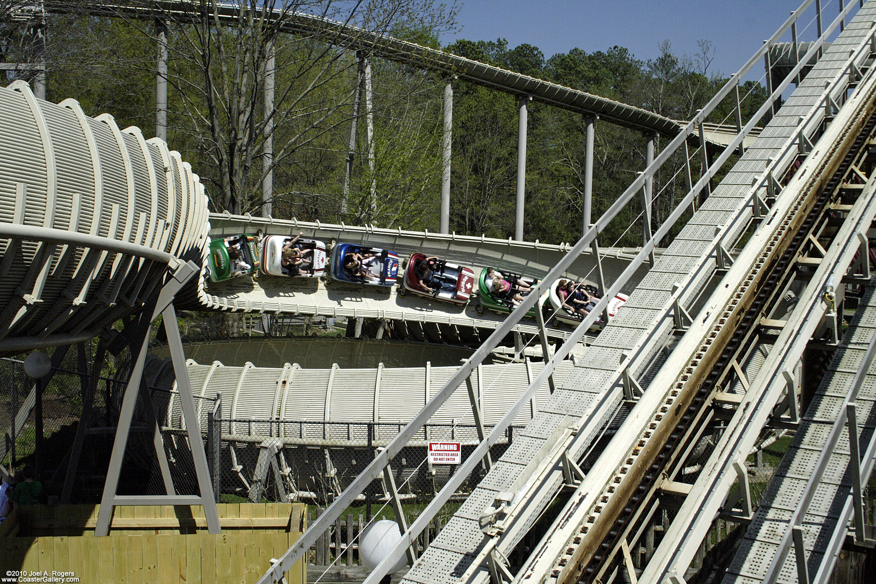 Roller coaster pictures. Kings Dominion (formerly Paramount's Kings Dominion)