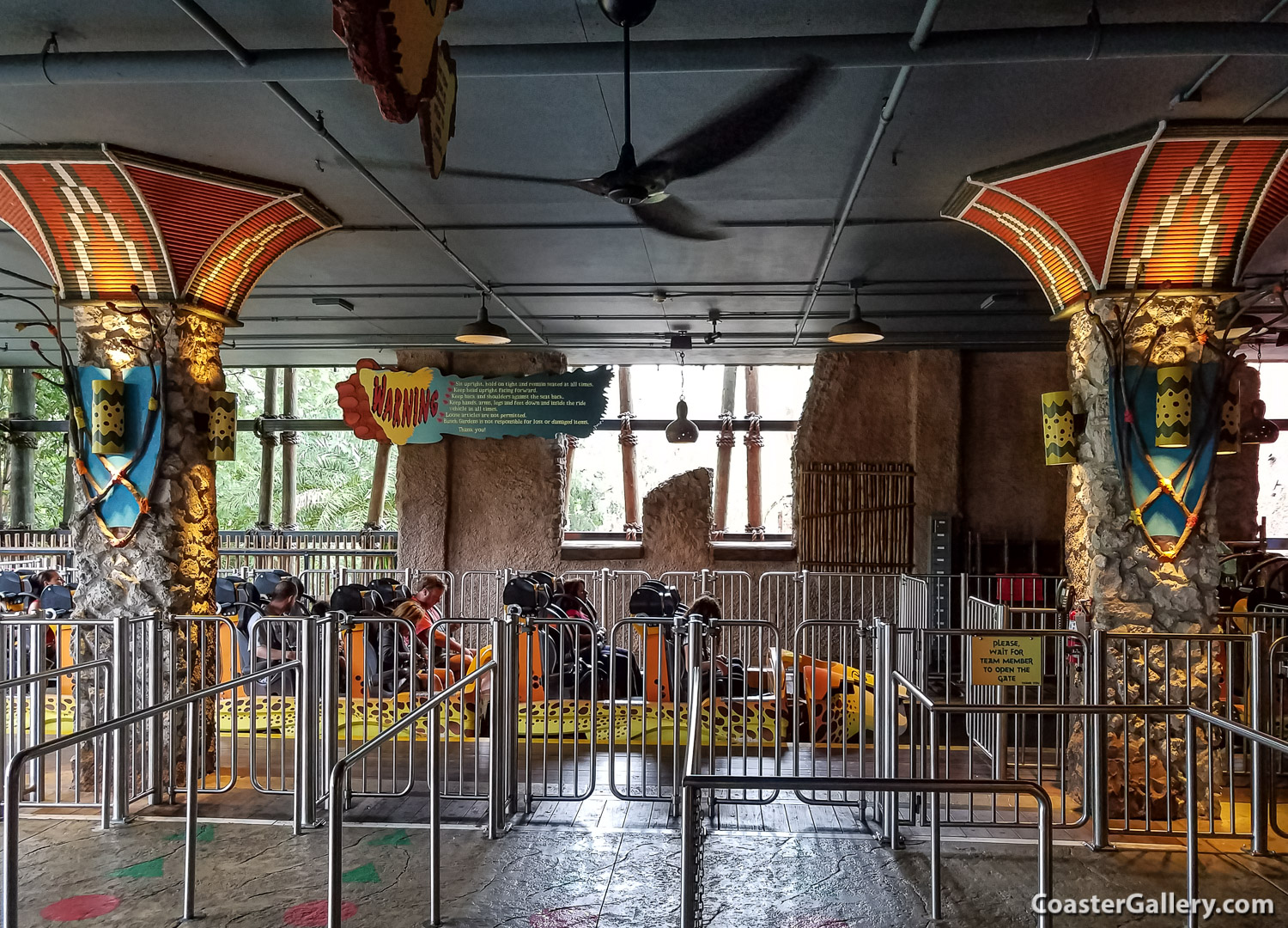 Cheetah Hunt loading and unloading platform