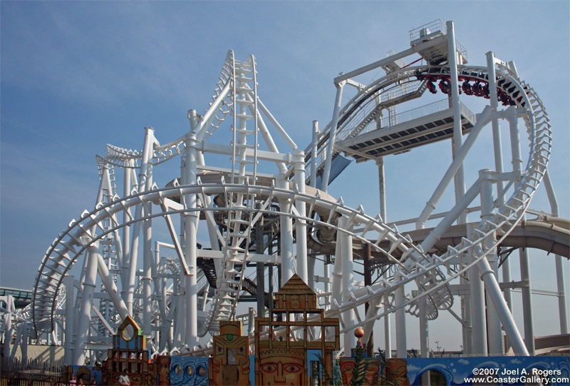 Suspended Looping Coaster built by Vekoma