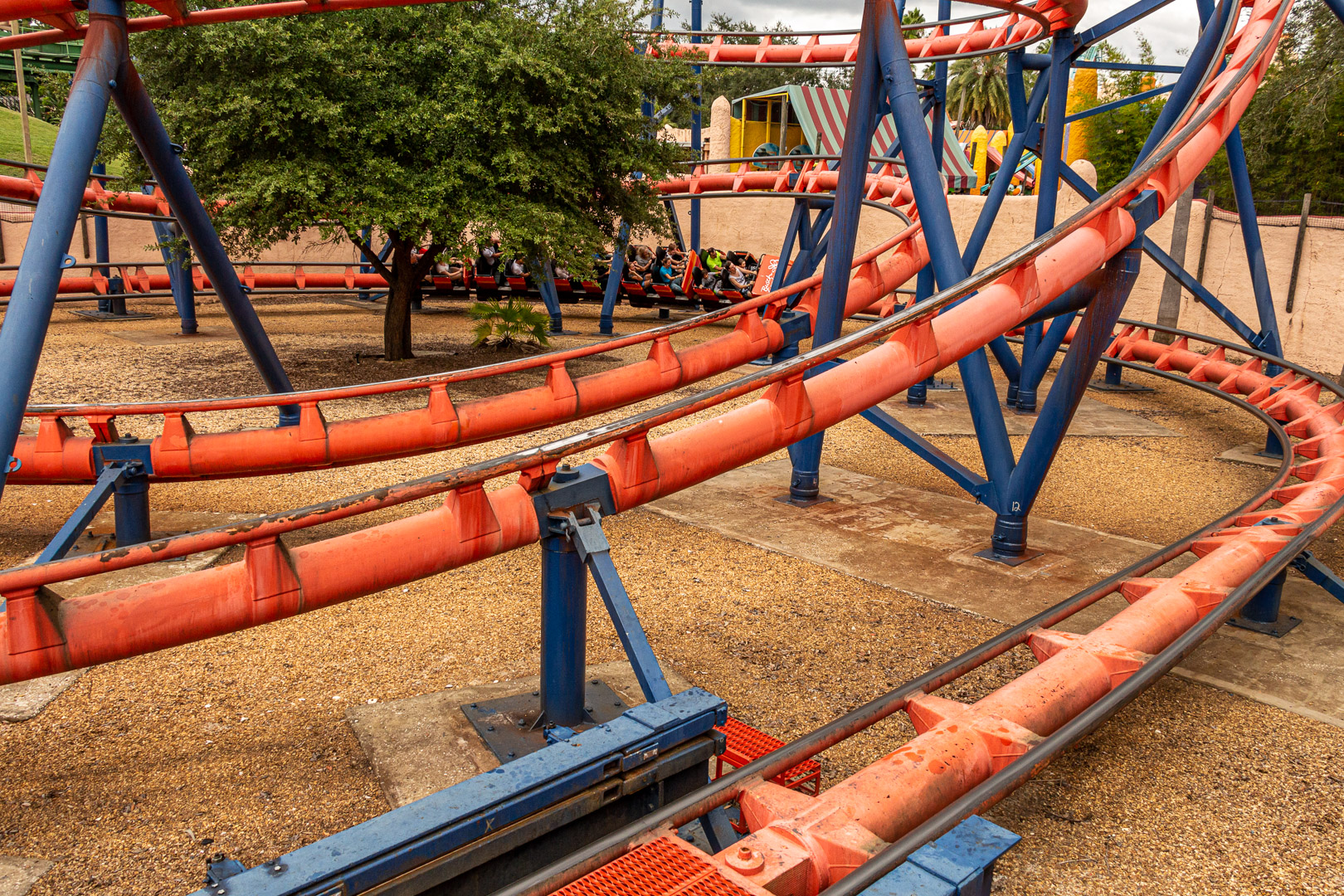 Scorpion roller coaster built by Schwarzkopf