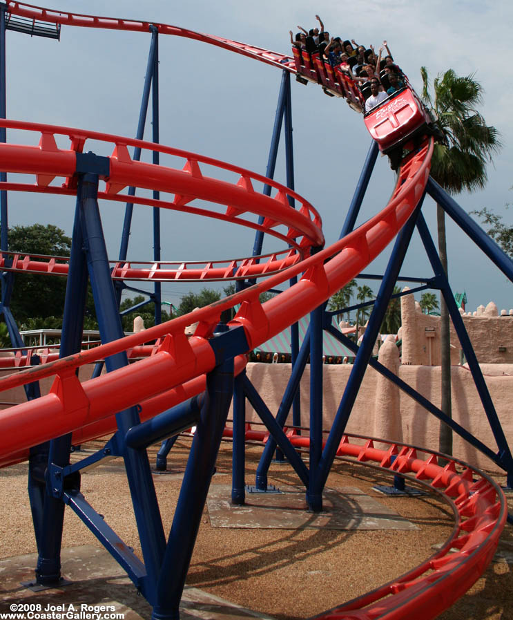 Scorpion's train in Busch Gardens