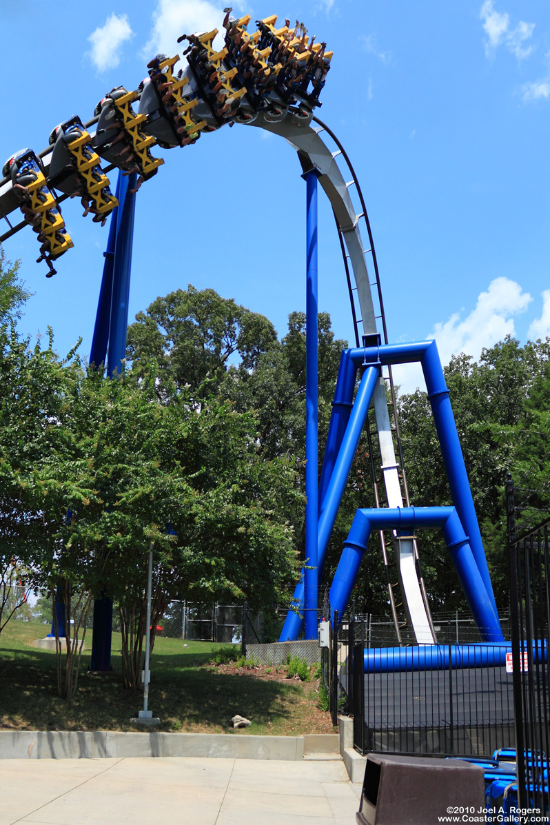 Afterburn (Top Gun The Jet Coaster) going through a Batwing inversion.