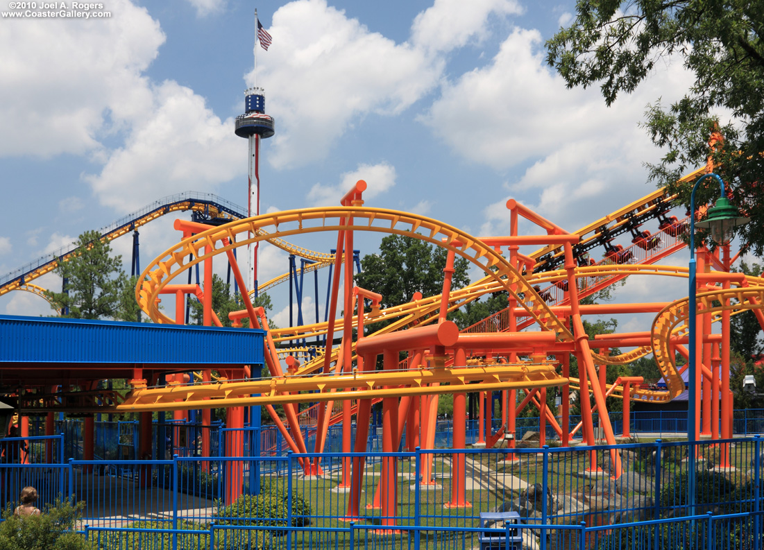 Loading platform of an inverted roller coaster