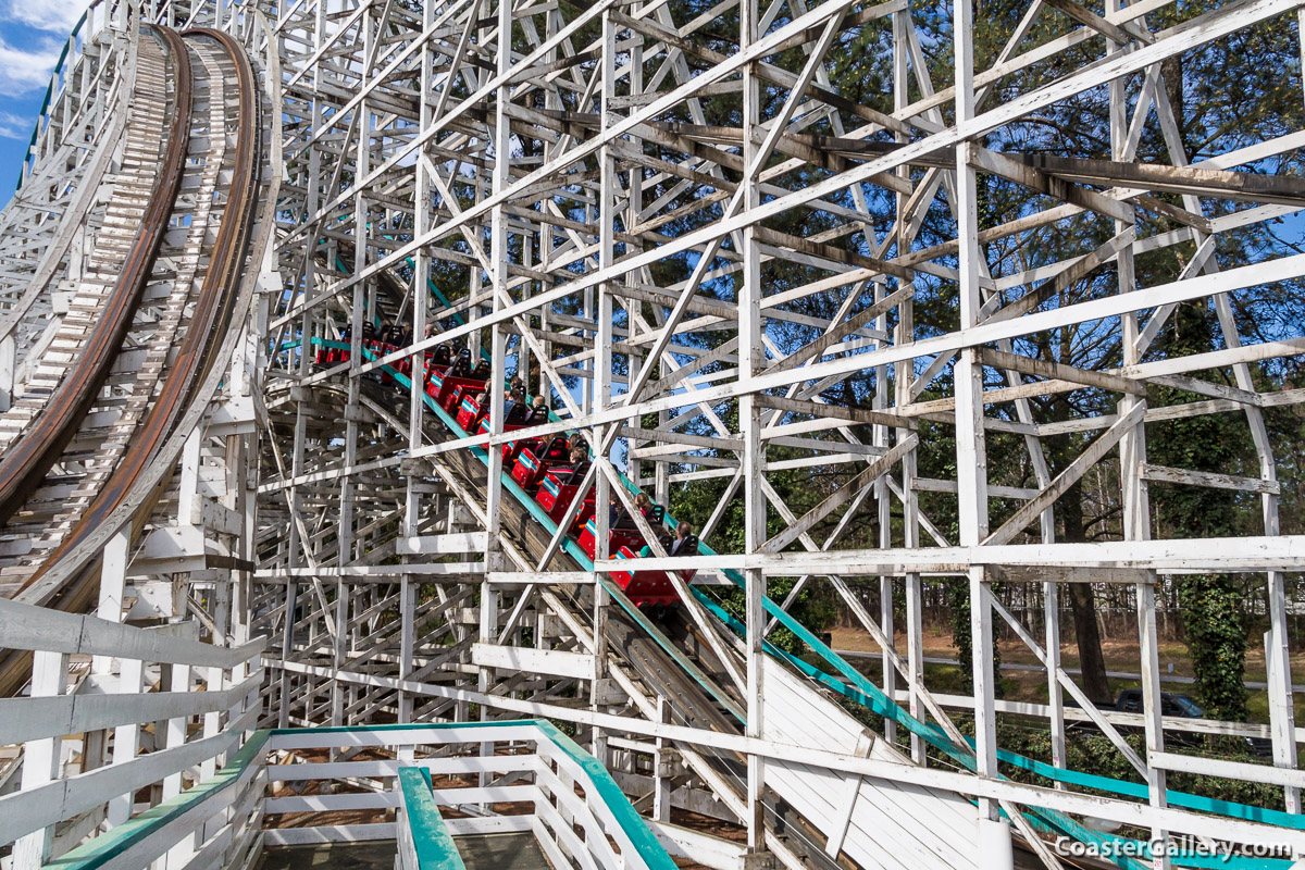 Pictures of wood roller coasters