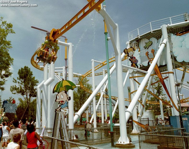 Nickelodeon Flying Super Saturator coaster at Carowinds