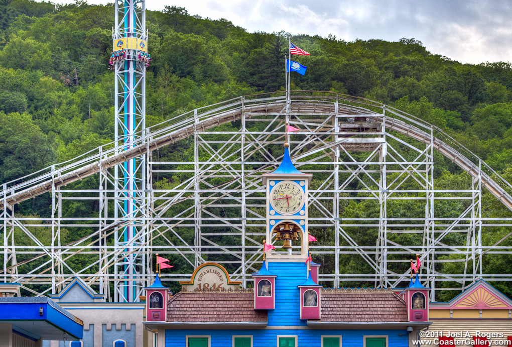 Wildcat coaster at Lake Compounce