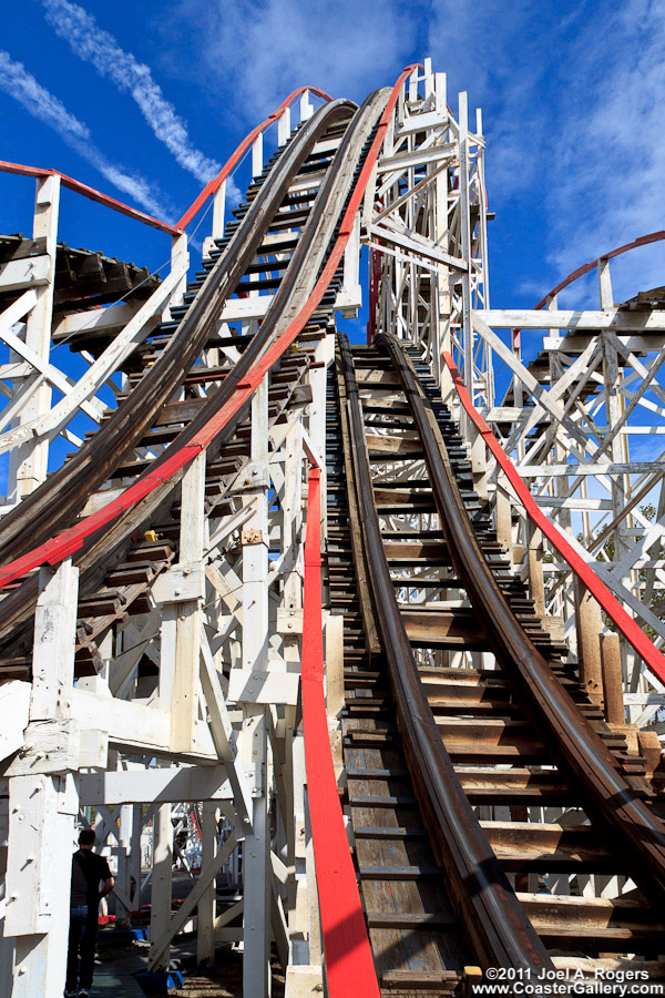 Behind the scenes of the Cyclone coaster