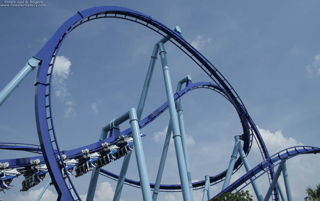 The first of Manta's inversions, the Pretzel Loop