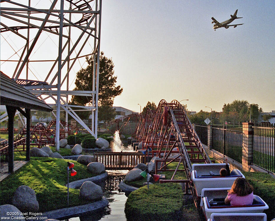 Little Dipper Coaster and UPS Boeing 747 cargo plane