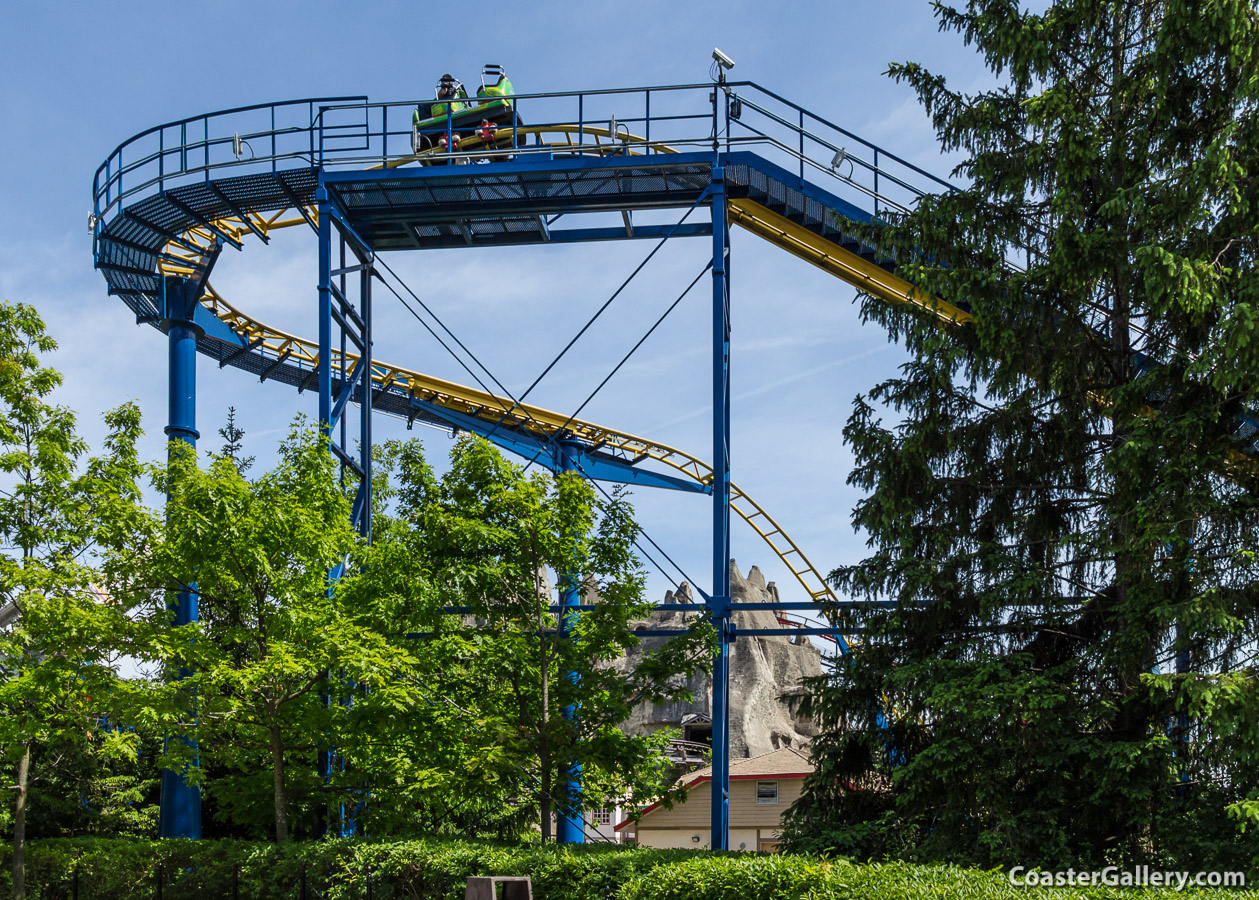 Pictures of The Fly roller coaster at Canada's Wonderland