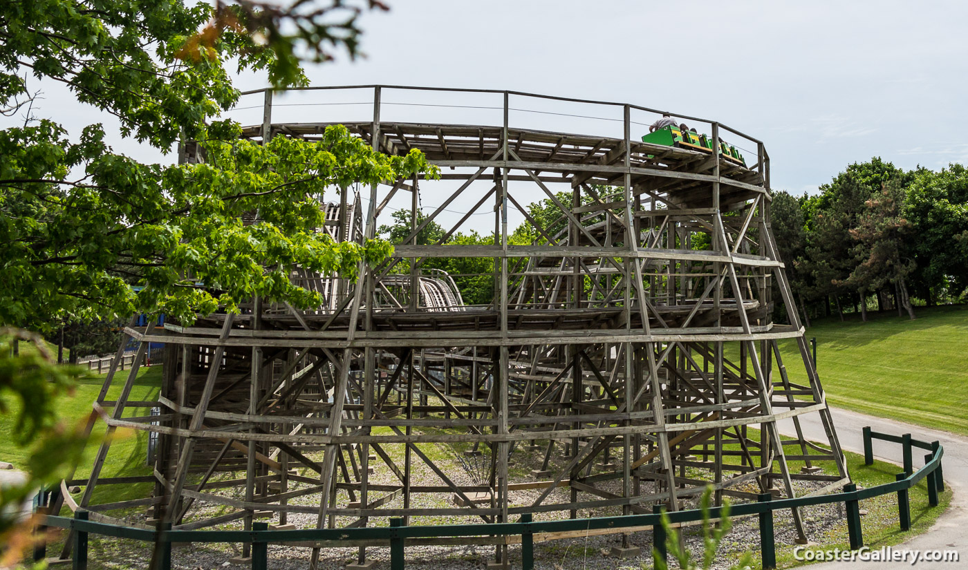 Scooby's Gasping Ghoster Coaster