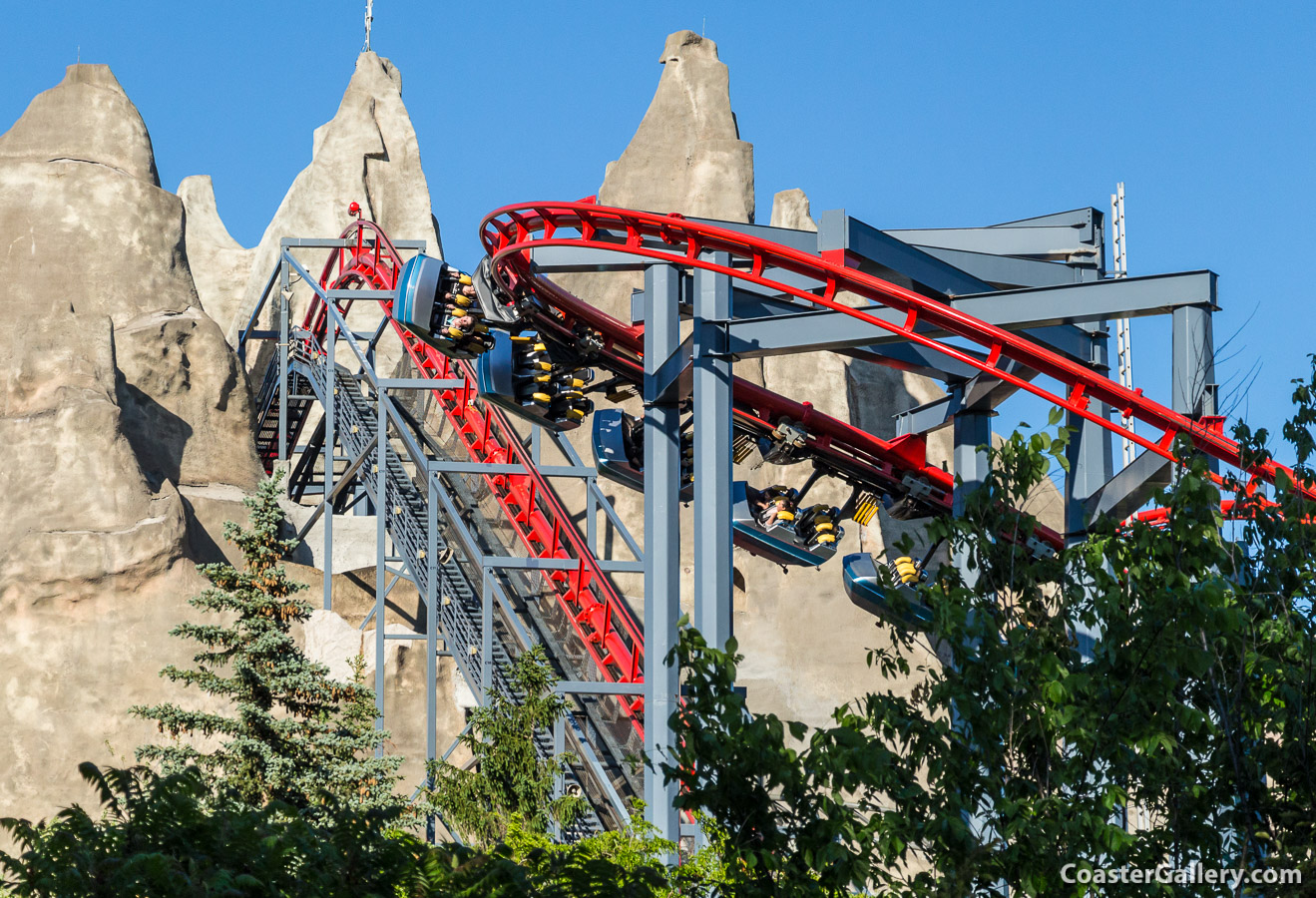 Wonder Mountain and Vortex at Canada's Wonderland