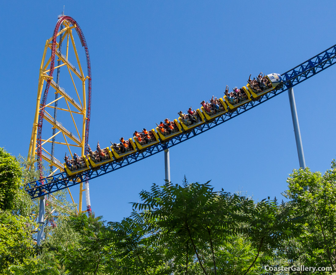 Which amusement park has the most roller coasters? Six Flags Magic Mountain has 19 and Cedar Point has 17 coasters. 