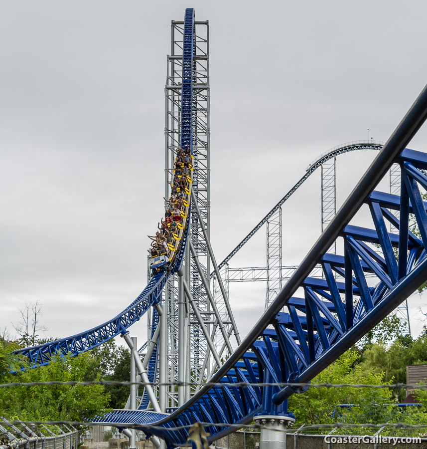 Millennium Force and Dinosaurs Alive!