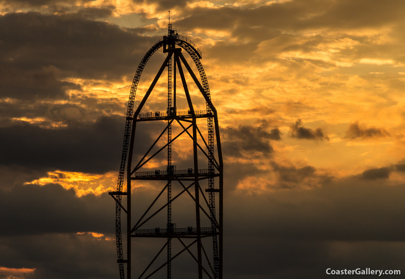 Hydraulic pumps and motors and accumulators used to that launch the world's fastest and tallest roller coaster