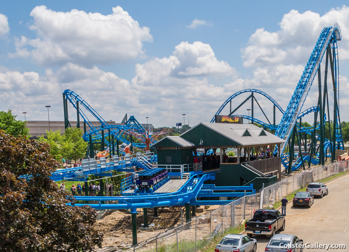 Roller coaster construction