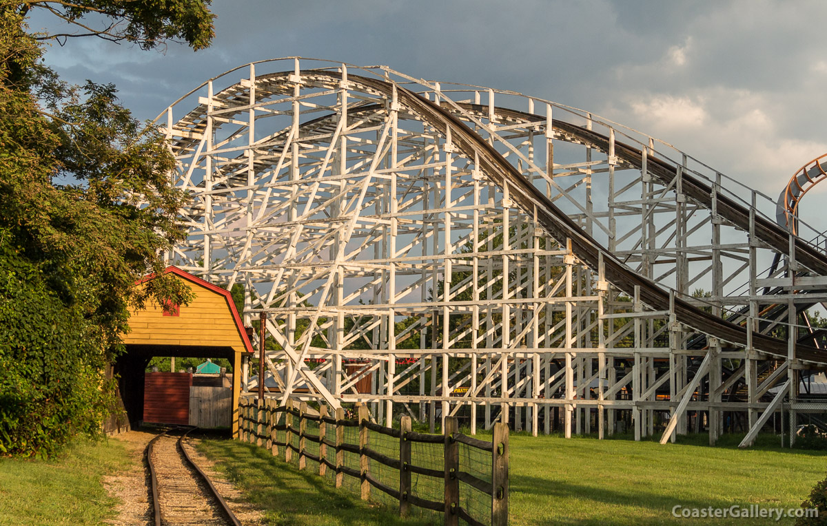 The new Wild One roller coaster passing over a railroad track