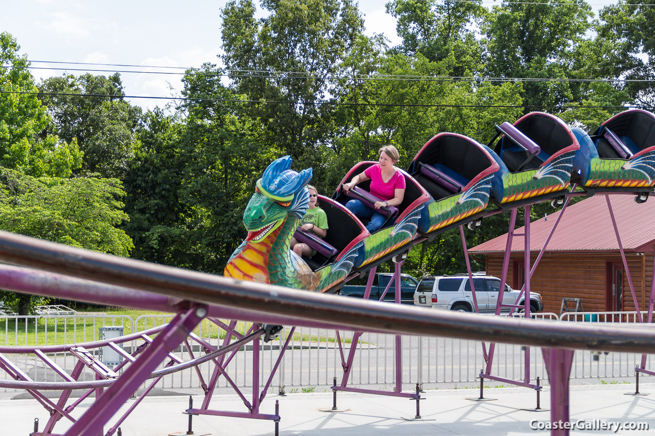 Dragon Wagon at Fun Stop in Tennessee.