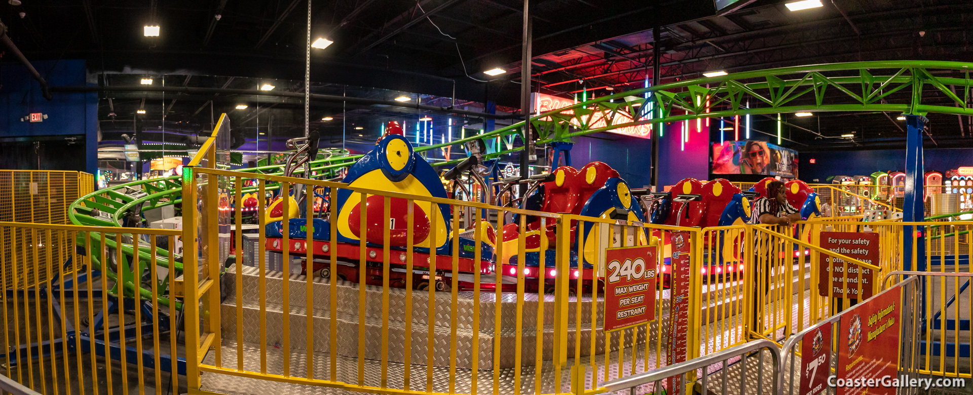 Incredible Spin Coaster at St. Louis's Incredible Pizza Company - Family Entertainment Center