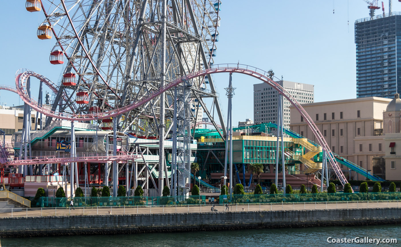 Diving Coaster Vanish! at Yokohama Cosmoworld in Japan