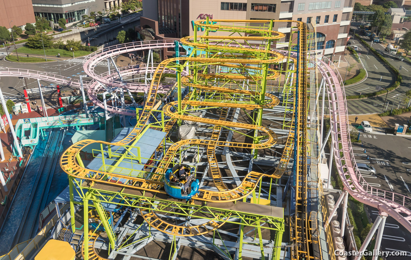 Spinning Coaster at Yokohama Cosmoworld in Japan