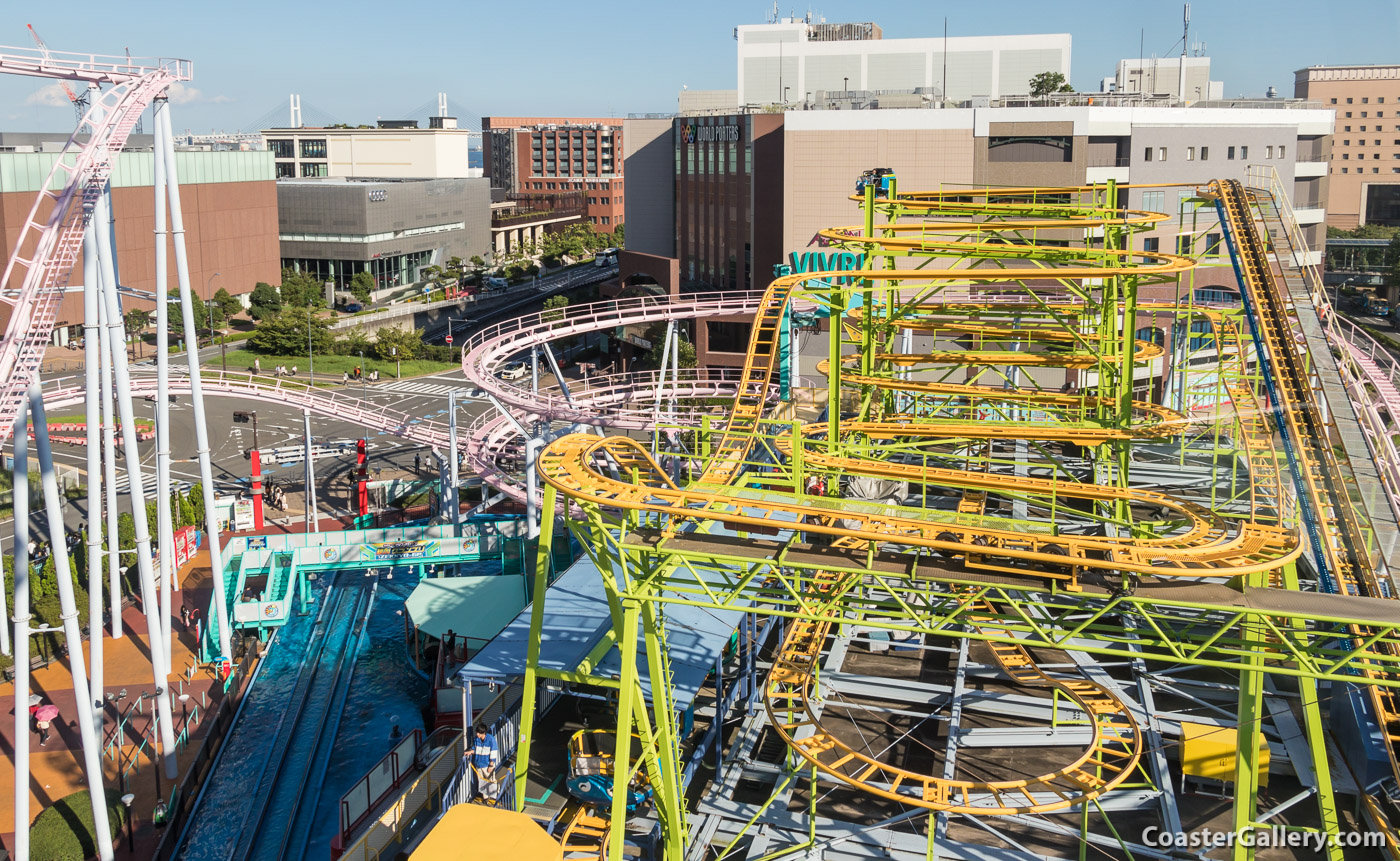 Spinning Coaster at Yokohama Cosmoworld in Japan