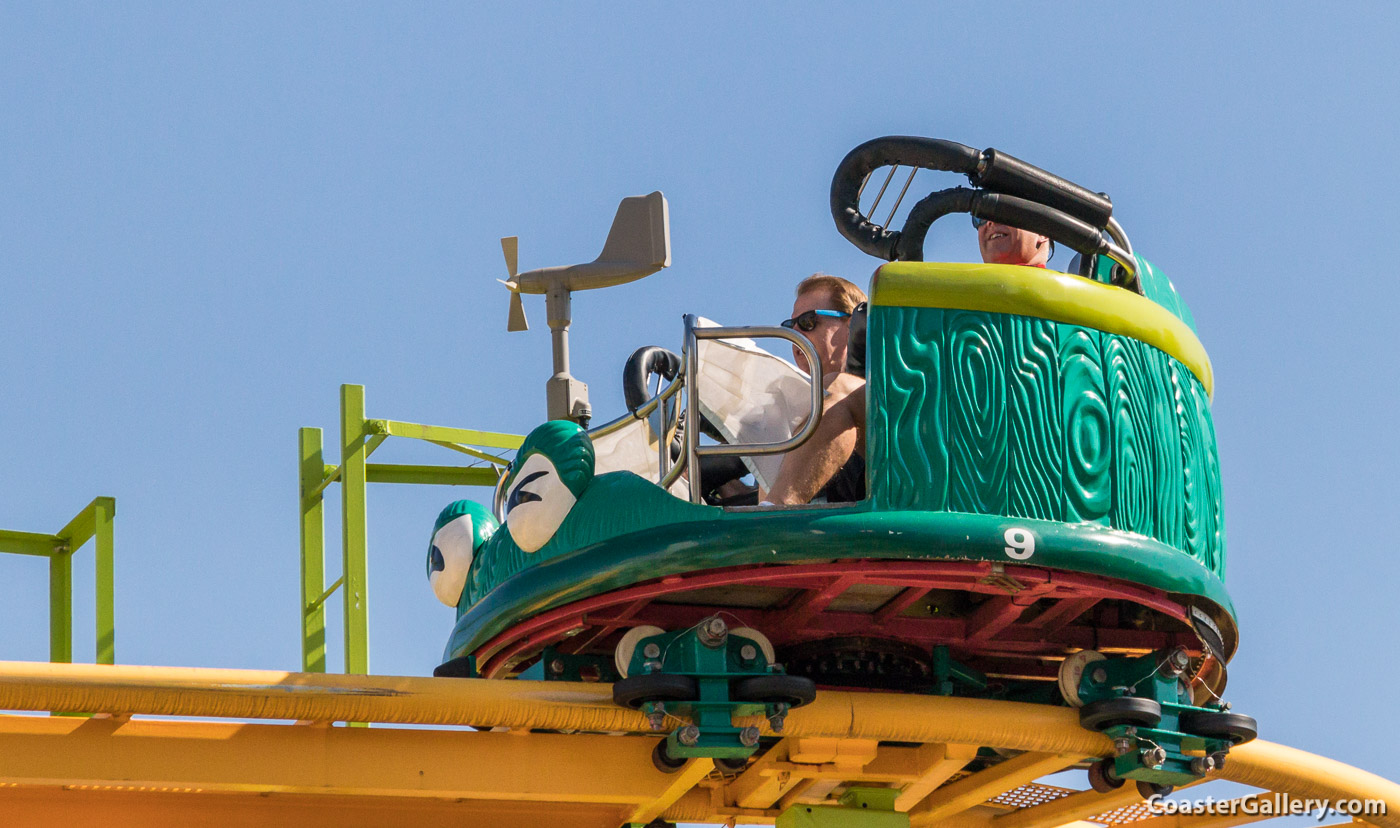 Spinning Coaster at Yokohama Cosmoworld in Japan